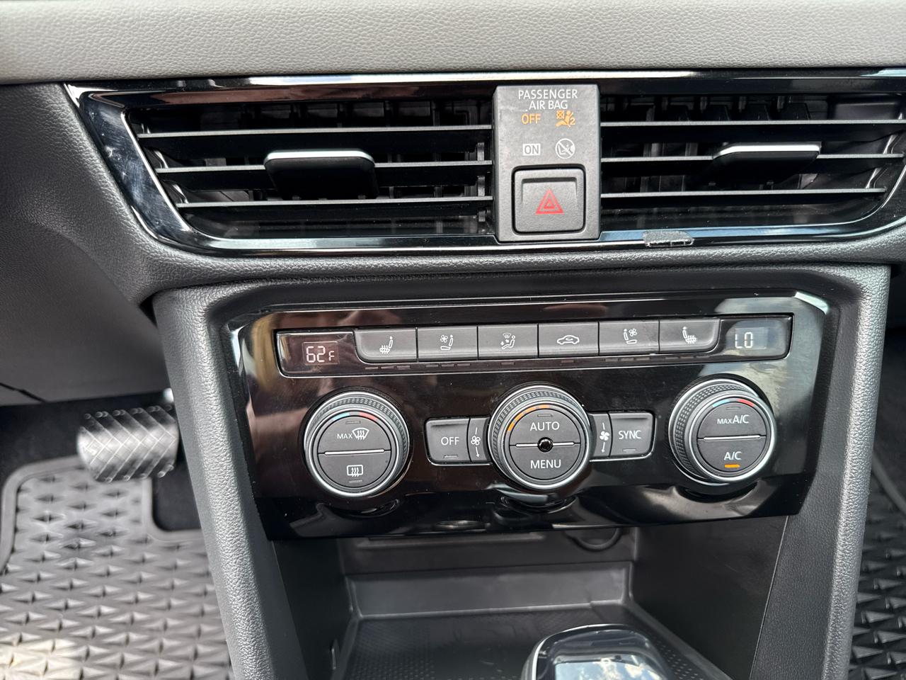 Volkswagen Taos SEL 4MOTION 2022