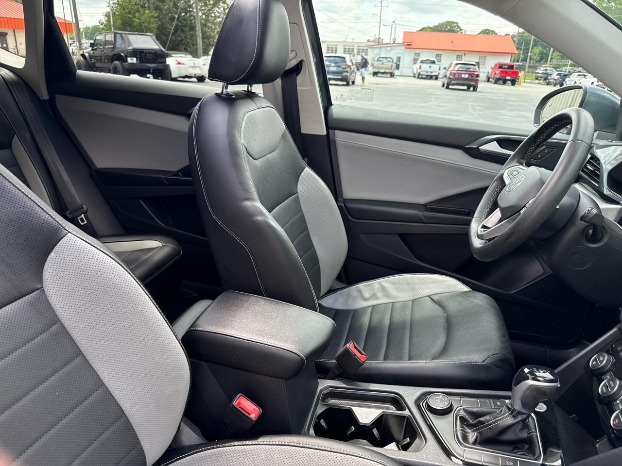Volkswagen Taos SEL 4MOTION 2022