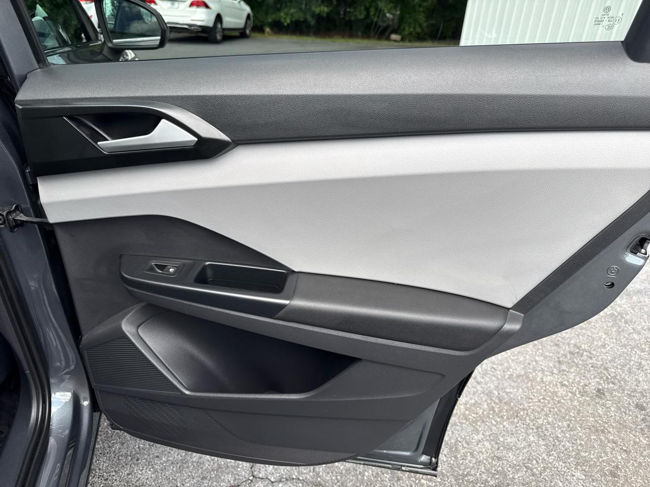 Volkswagen Taos SEL 4MOTION 2022