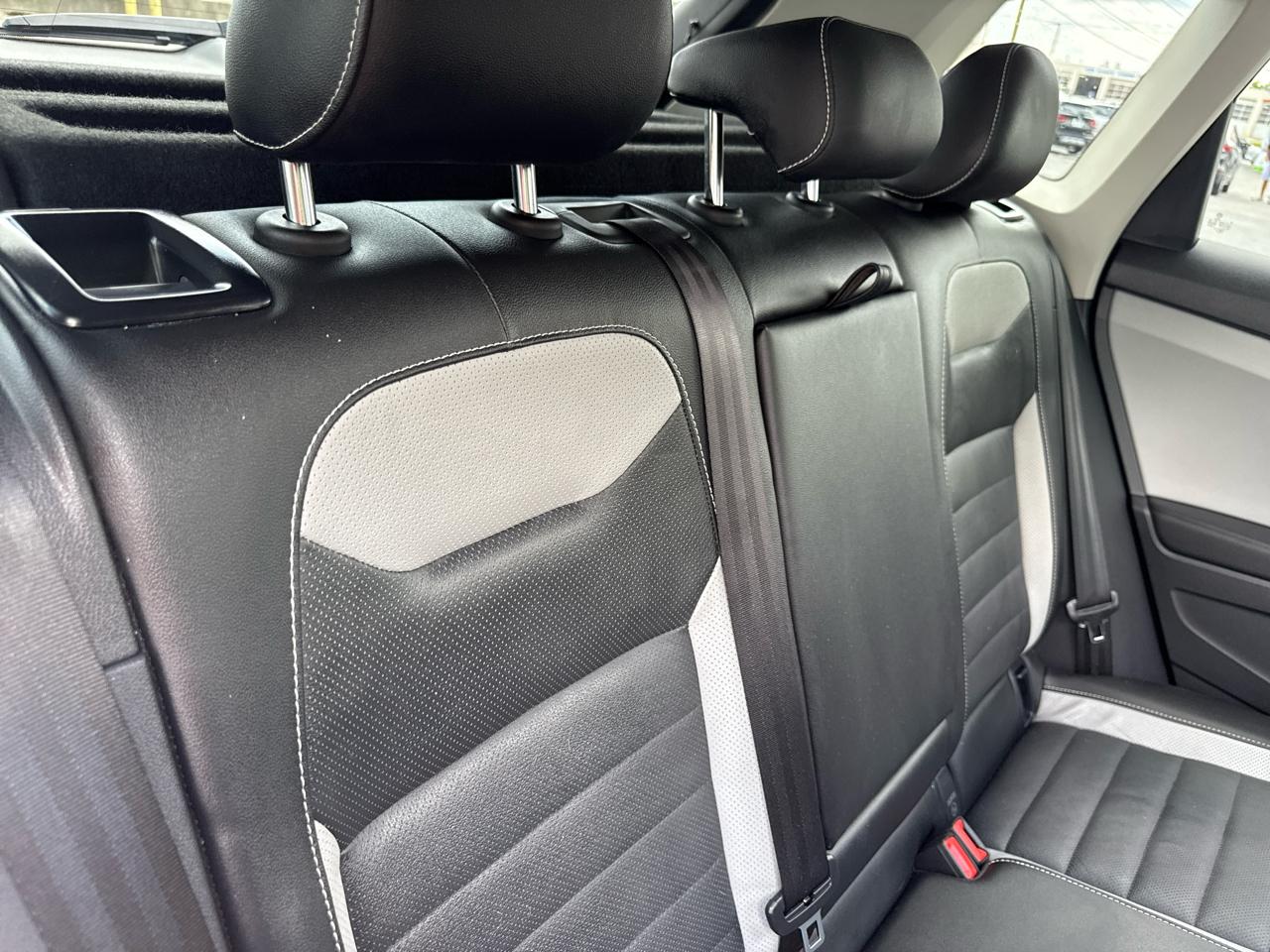 Volkswagen Taos SEL 4MOTION 2022