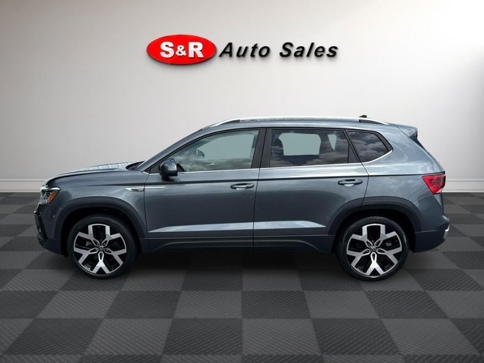 Volkswagen Taos SEL 4MOTION 2022