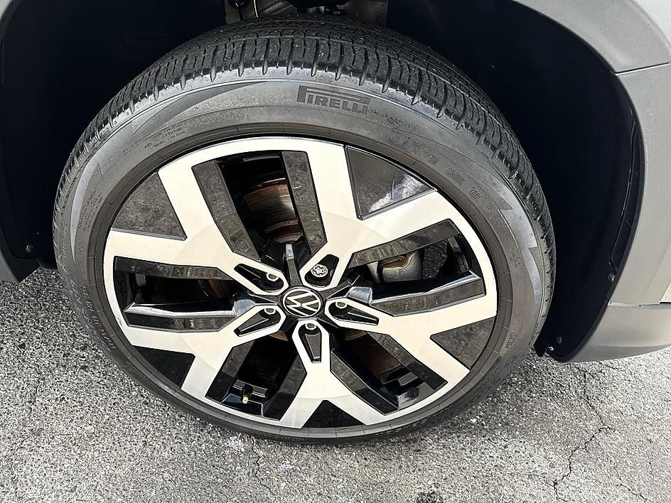 Volkswagen Taos SEL 4MOTION 2022