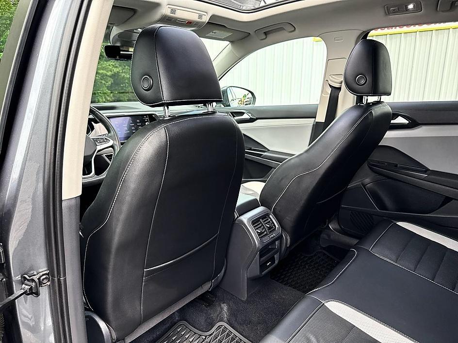 Volkswagen Taos SEL 4MOTION 2022