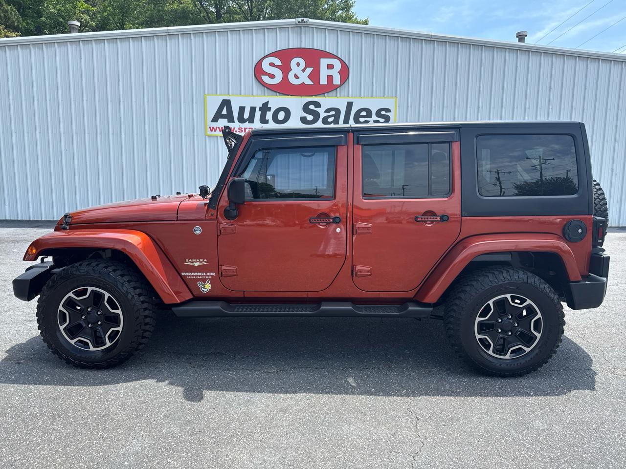 Jeep Wrangler Unlimited 4WD 4dr Sahara 2014