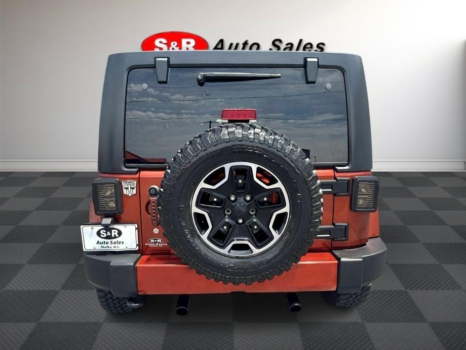 Jeep Wrangler Unlimited 4WD 4dr Sahara 2014