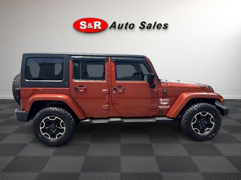 Jeep Wrangler Unlimited 4WD 4dr Sahara 2014