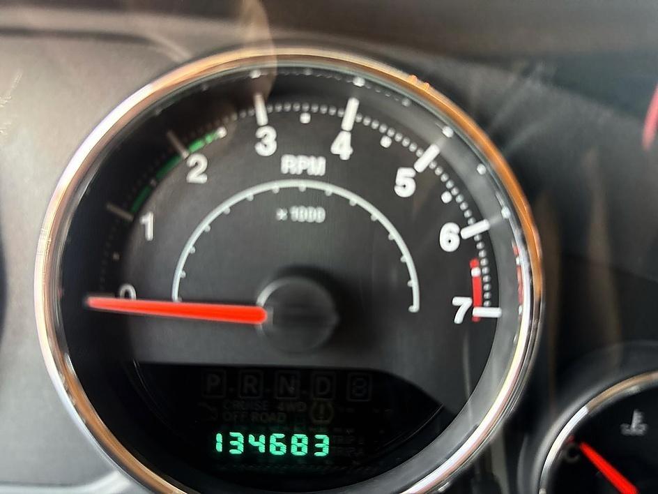 Jeep Wrangler Unlimited 4WD 4dr Sahara 2014