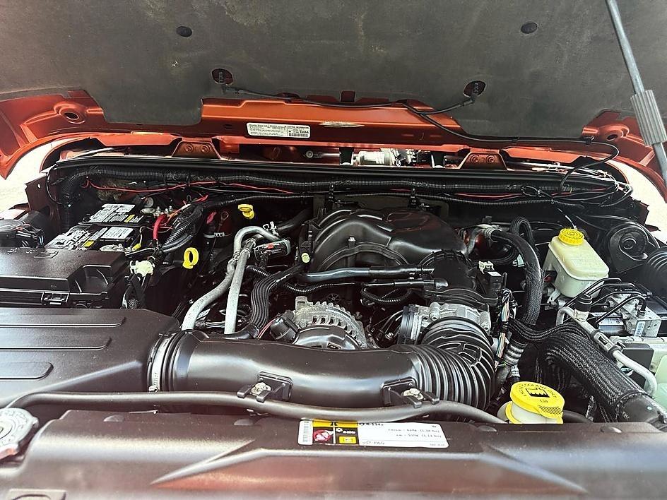 Jeep Wrangler Unlimited 4WD 4dr Sahara 2014