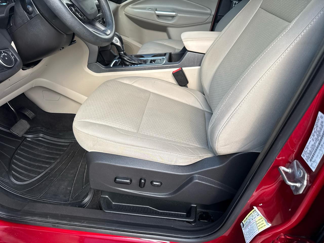 Ford Escape SE FWD 2019