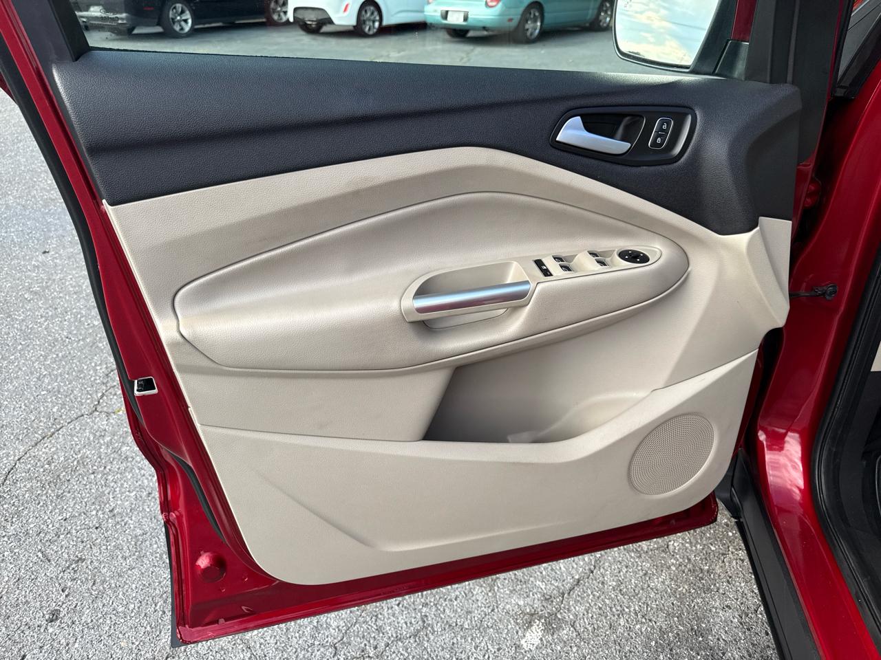 Ford Escape SE FWD 2019