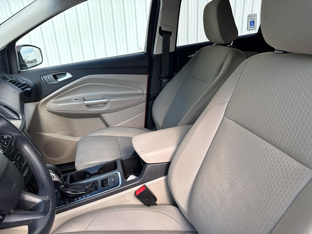 Ford Escape SE FWD 2019