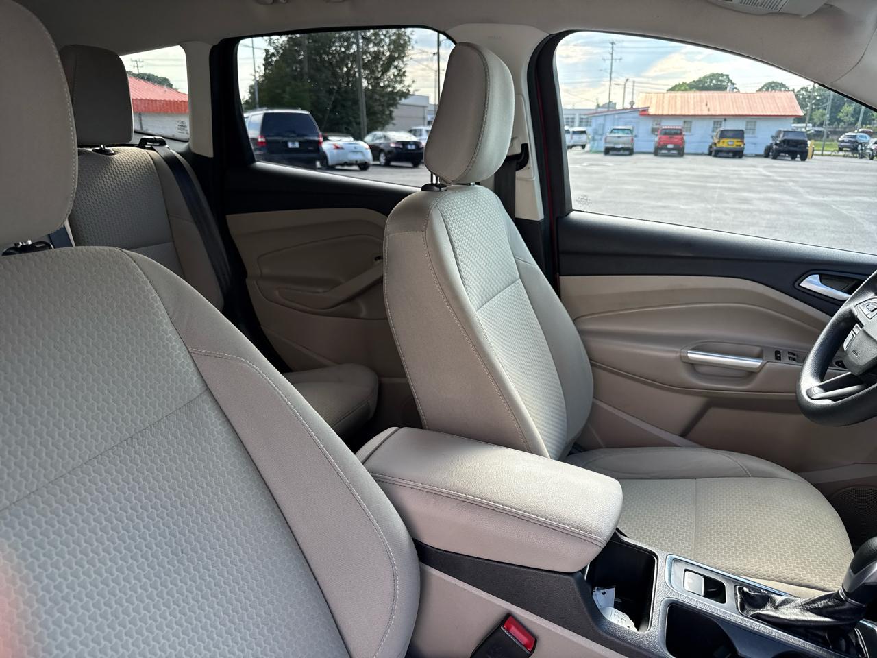 Ford Escape SE FWD 2019