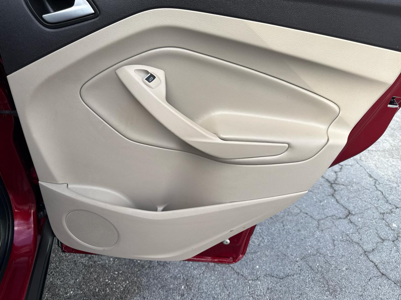 Ford Escape SE FWD 2019