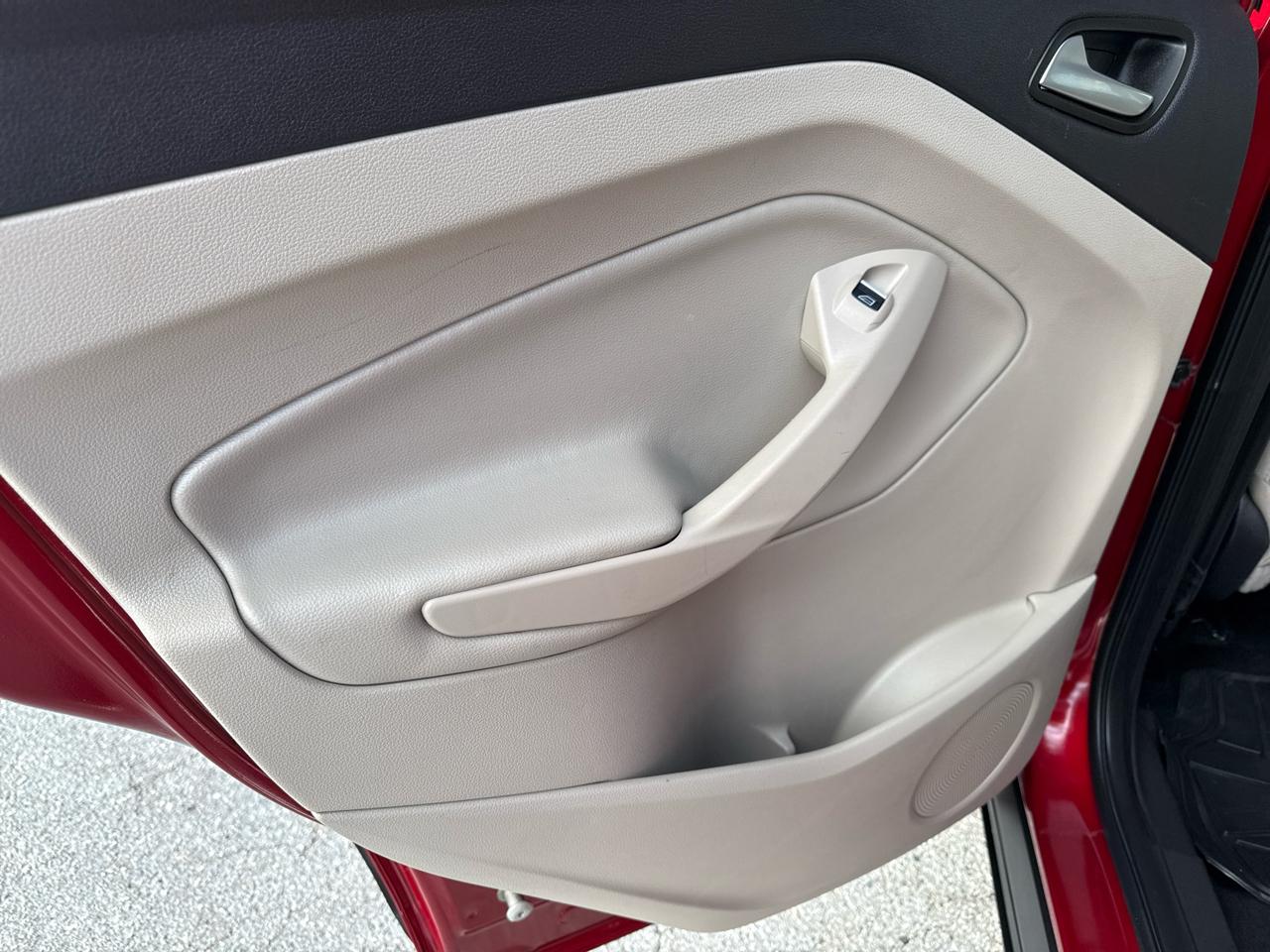 Ford Escape SE FWD 2019
