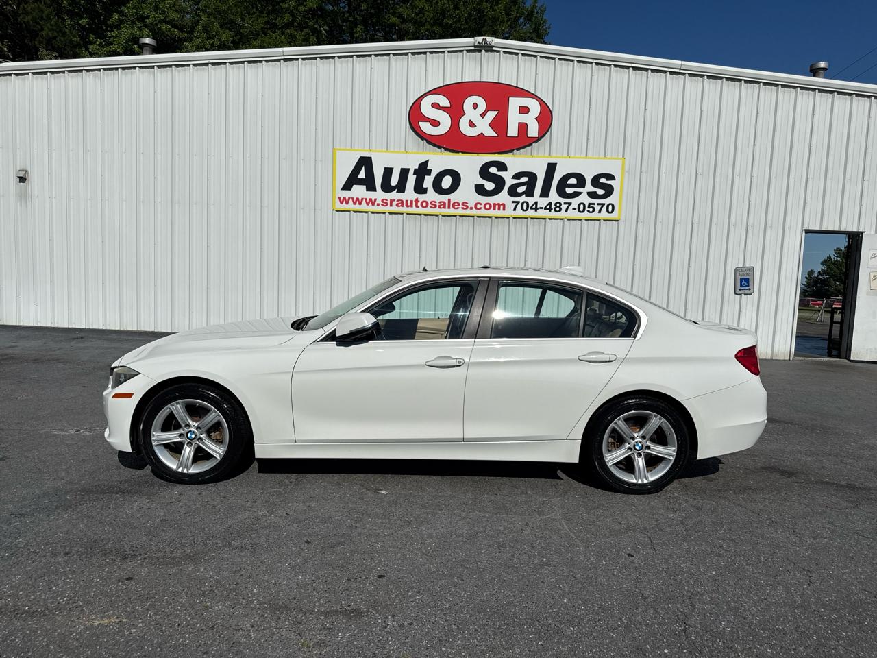 2015 BMW 3 Series 4dr Sdn 328i xDrive AWD SULEV South Africa