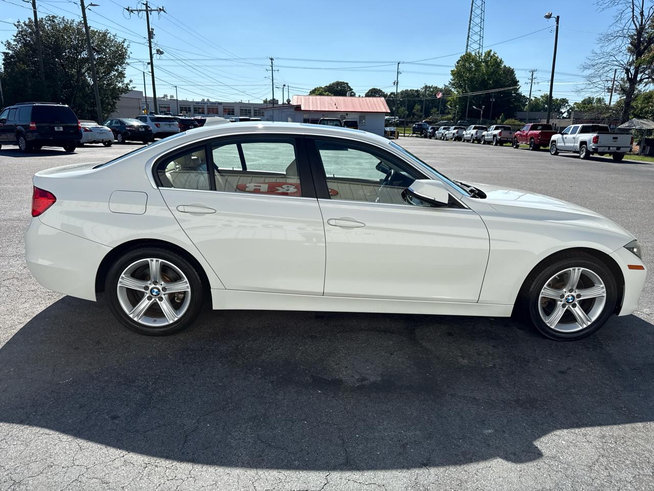 BMW 3 Series 4dr Sdn 328i xDrive AWD SULEV South Africa 2015
