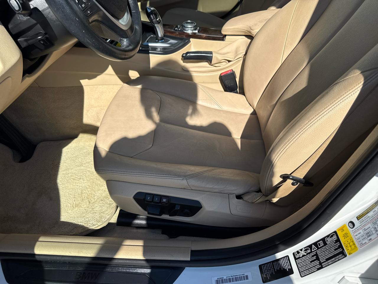 BMW 3 Series 4dr Sdn 328i xDrive AWD SULEV South Africa 2015