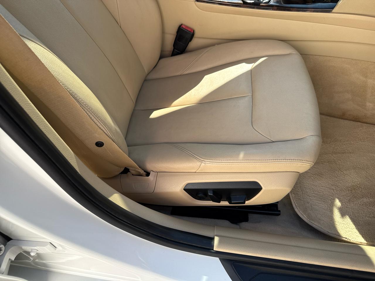 BMW 3 Series 4dr Sdn 328i xDrive AWD SULEV South Africa 2015