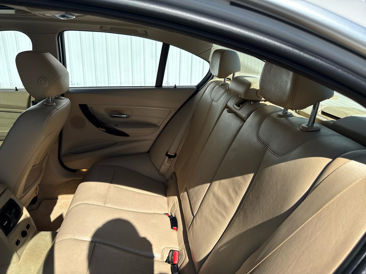 BMW 3 Series 4dr Sdn 328i xDrive AWD SULEV South Africa 2015