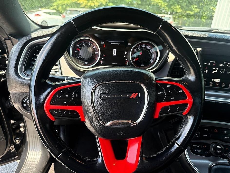 Dodge Challenger SXT RWD 2021