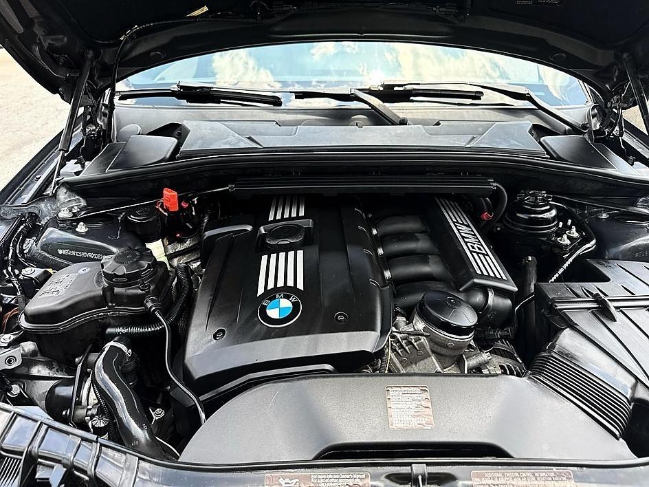 BMW 1 Series 2dr Conv 128i SULEV 2013