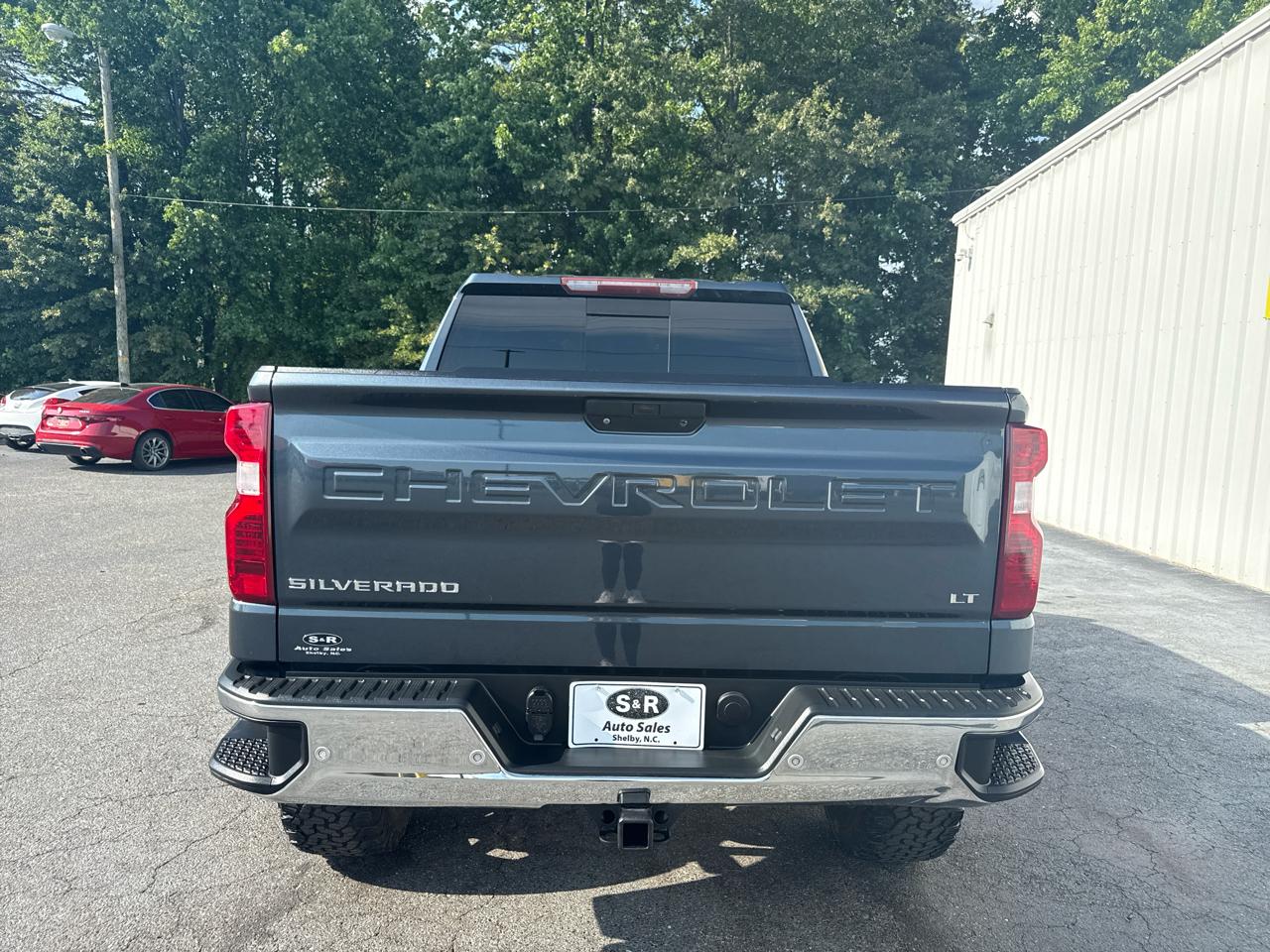 Chevrolet Silverado 1500 2WD Crew Cab 147" LT 2020
