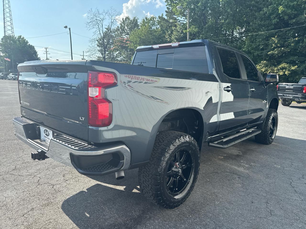 Chevrolet Silverado 1500 2WD Crew Cab 147" LT 2020