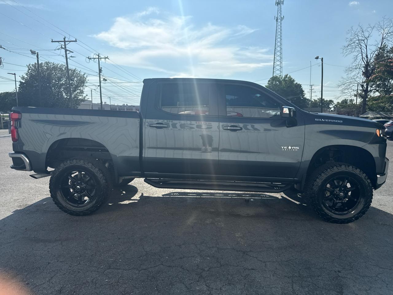 Chevrolet Silverado 1500 2WD Crew Cab 147" LT 2020