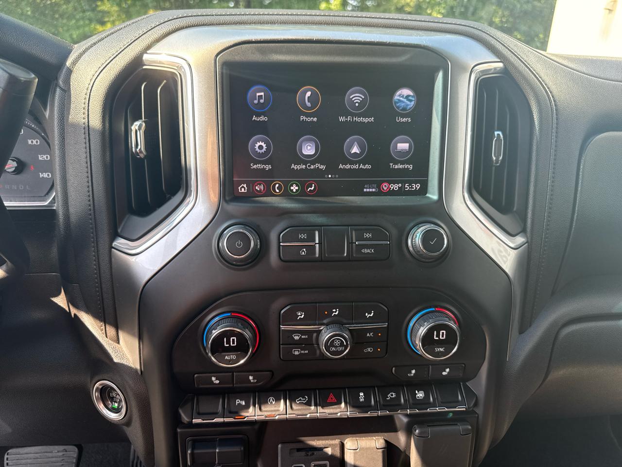 Chevrolet Silverado 1500 2WD Crew Cab 147" LT 2020