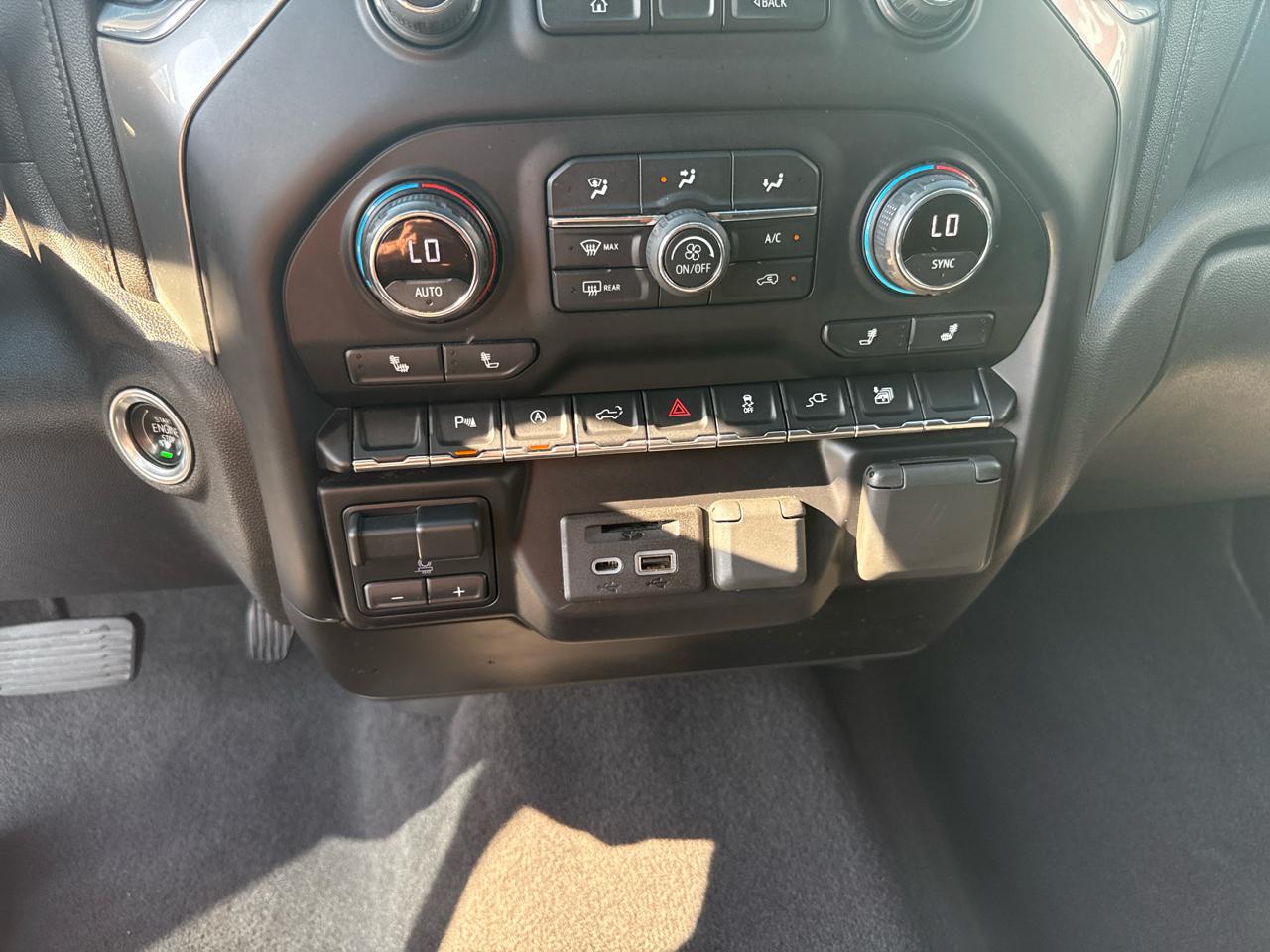 Chevrolet Silverado 1500 2WD Crew Cab 147" LT 2020