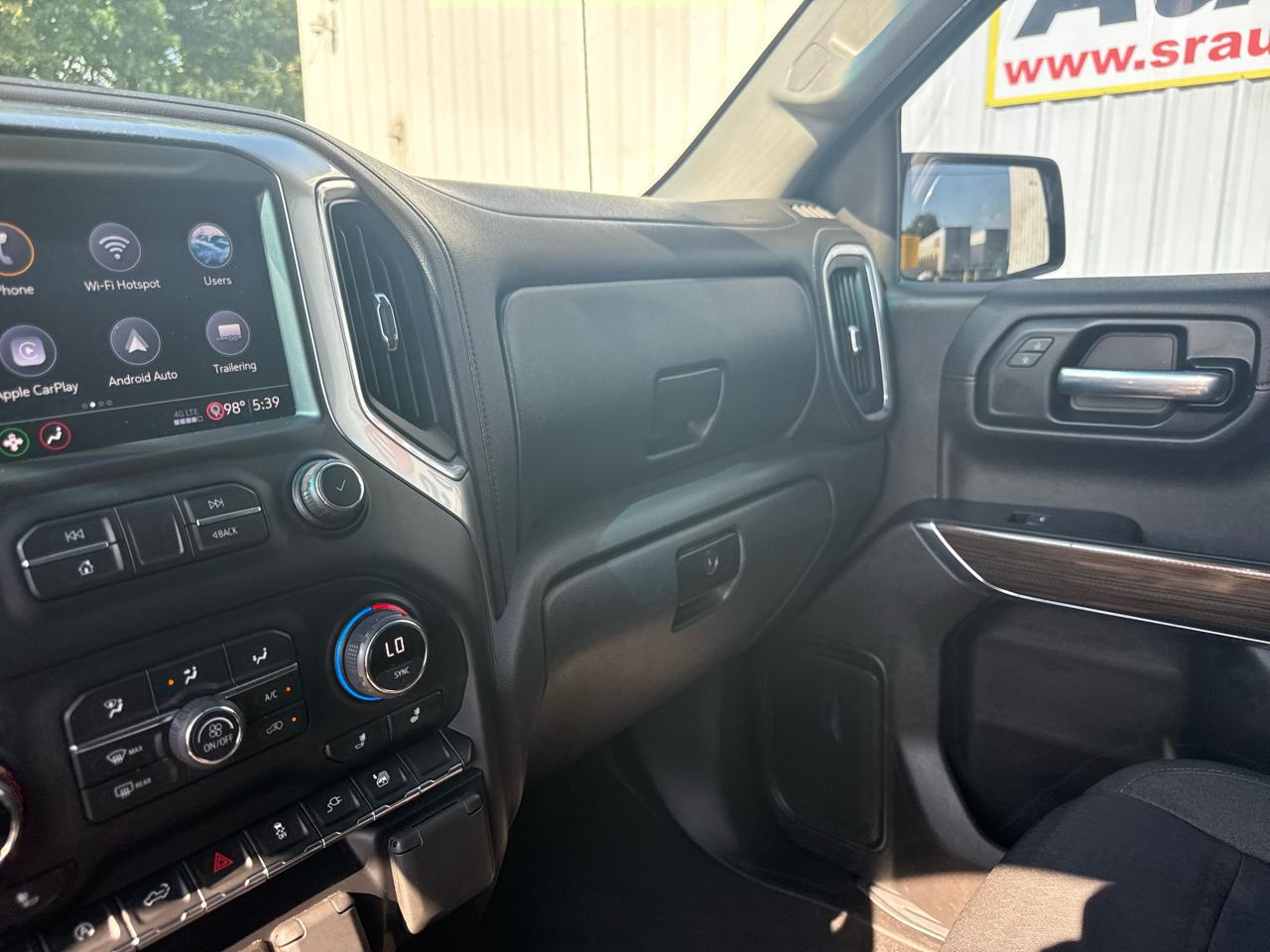 Chevrolet Silverado 1500 2WD Crew Cab 147" LT 2020