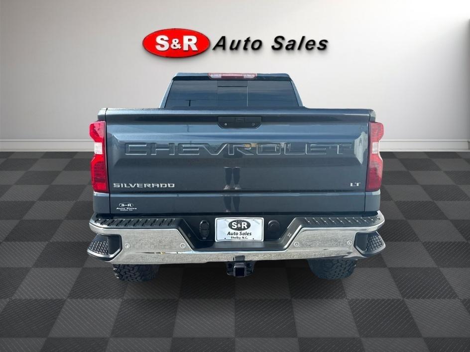 Chevrolet Silverado 1500 2WD Crew Cab 147" LT 2020