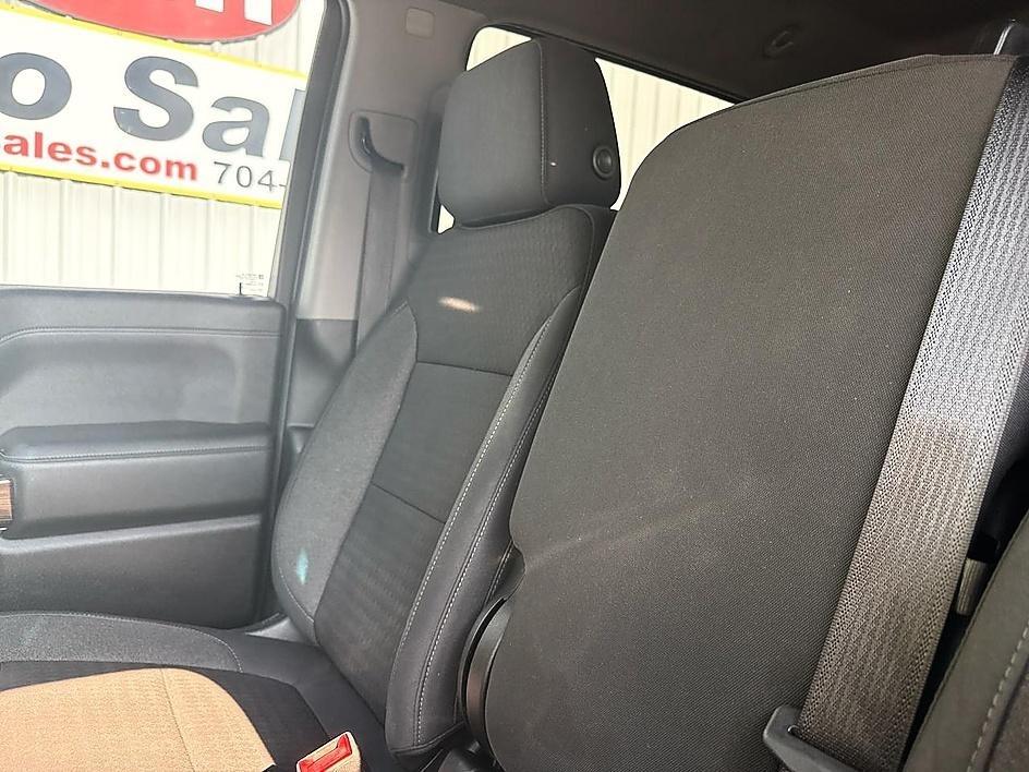 Chevrolet Silverado 1500 2WD Crew Cab 147" LT 2020