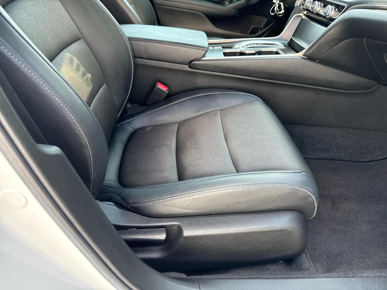 Honda Accord Sedan Sport 2.0T Auto 2021