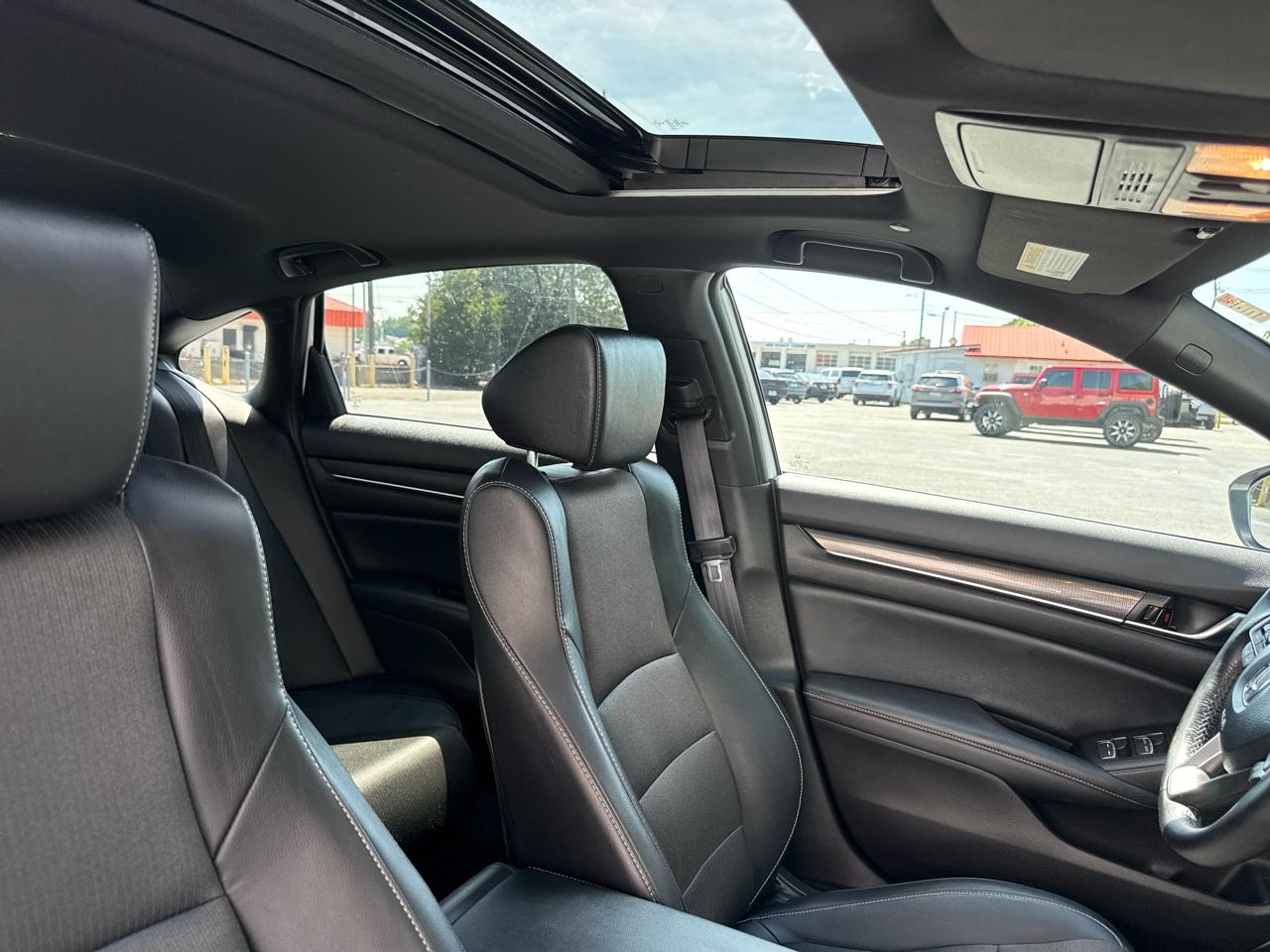 Honda Accord Sedan Sport 2.0T Auto 2021