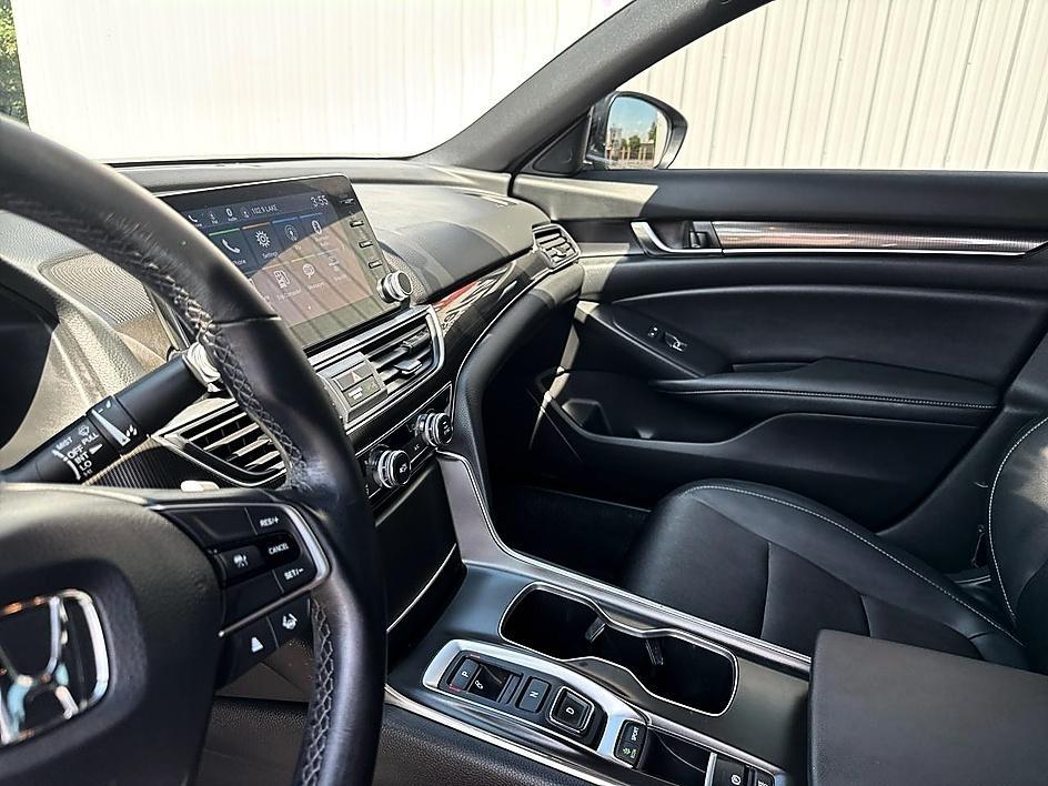 Honda Accord Sedan Sport 2.0T Auto 2021
