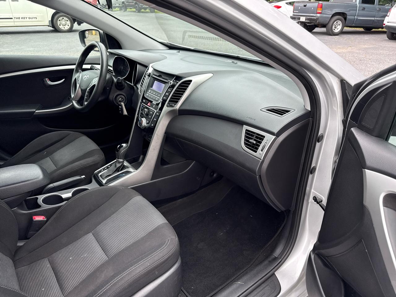Hyundai Elantra GT 5dr HB Auto 2014