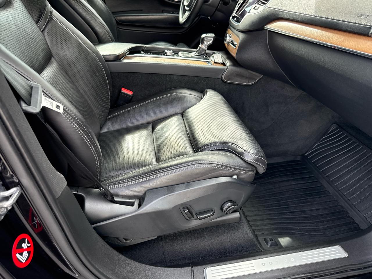 Volvo XC90 T6 AWD 7-Passenger Inscription 2017
