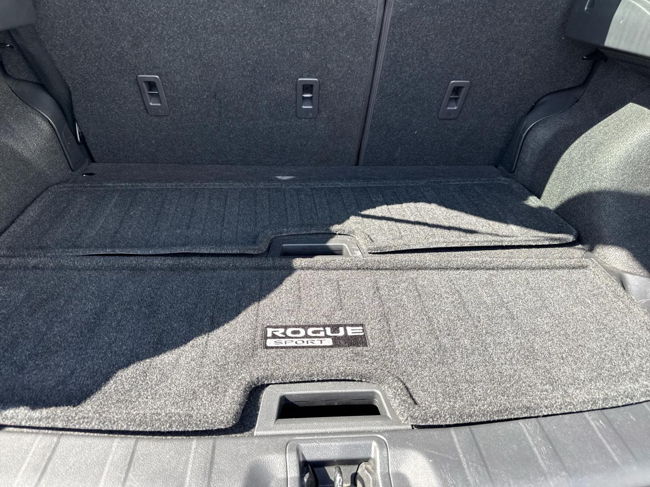 Nissan Rogue Sport AWD SV 2022