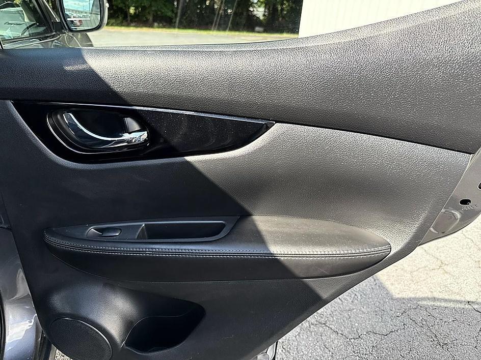 Nissan Rogue Sport AWD SV 2022