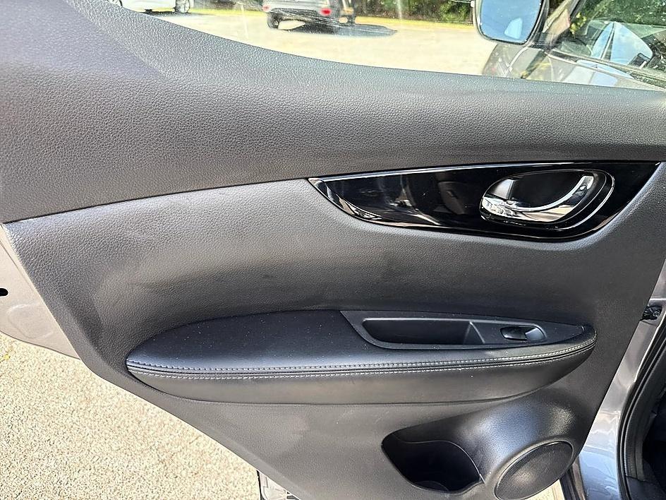 Nissan Rogue Sport AWD SV 2022