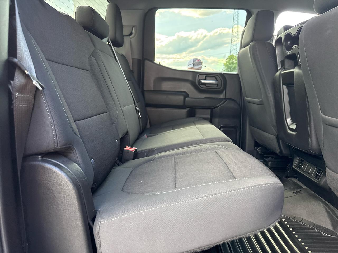 Chevrolet Silverado 1500 4WD Crew Cab 147" LT 2020