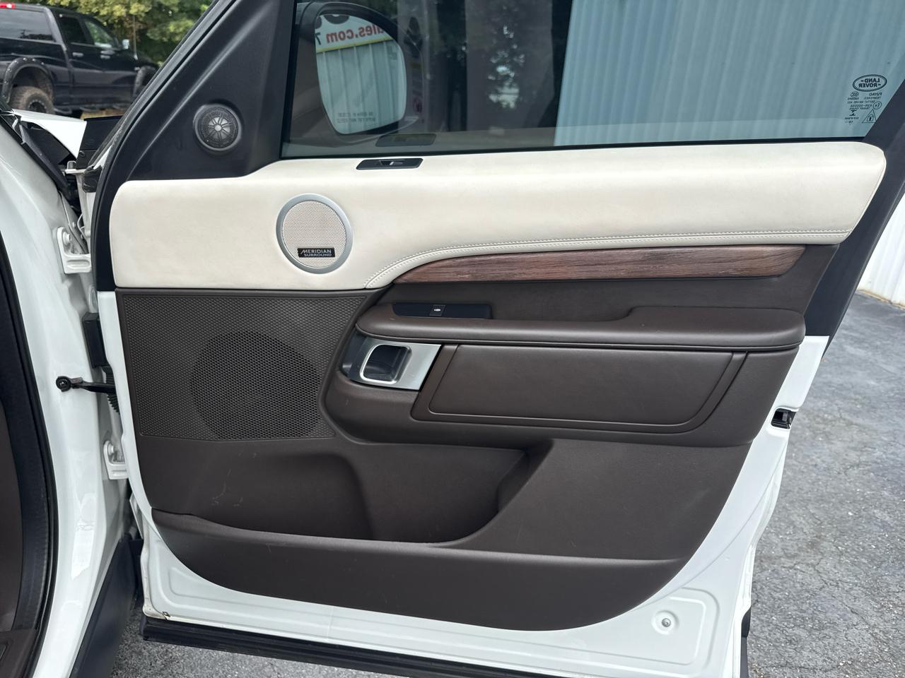 Land Rover Discovery HSE Luxury V6 Supercharged 2019