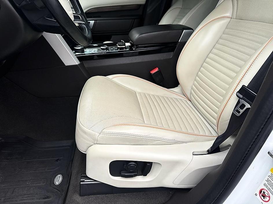 Land Rover Discovery HSE Luxury V6 Supercharged 2019