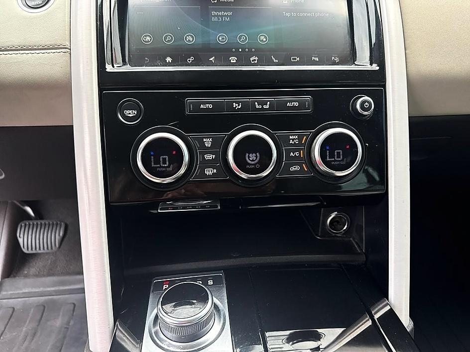 Land Rover Discovery HSE Luxury V6 Supercharged 2019
