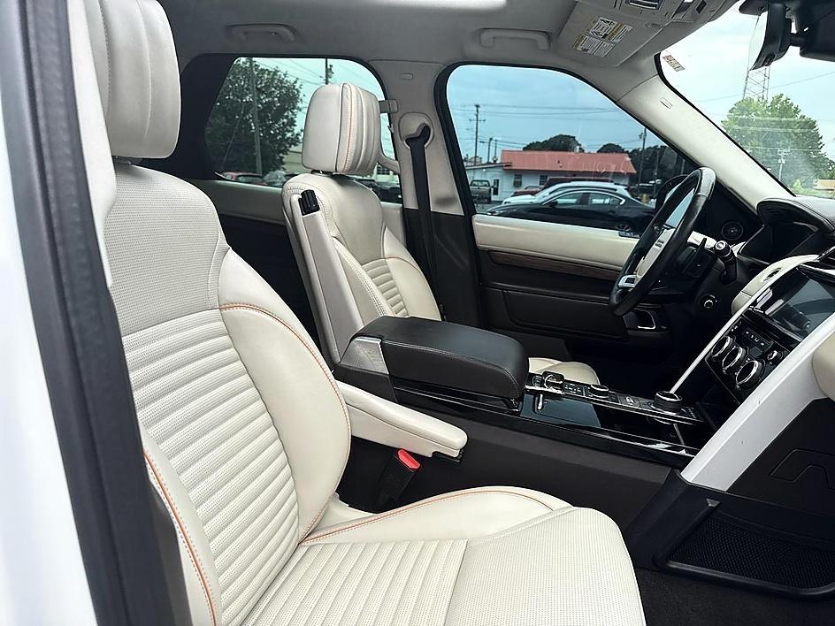 Land Rover Discovery HSE Luxury V6 Supercharged 2019