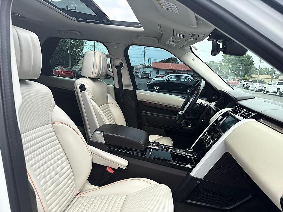 Land Rover Discovery HSE Luxury V6 Supercharged 2019
