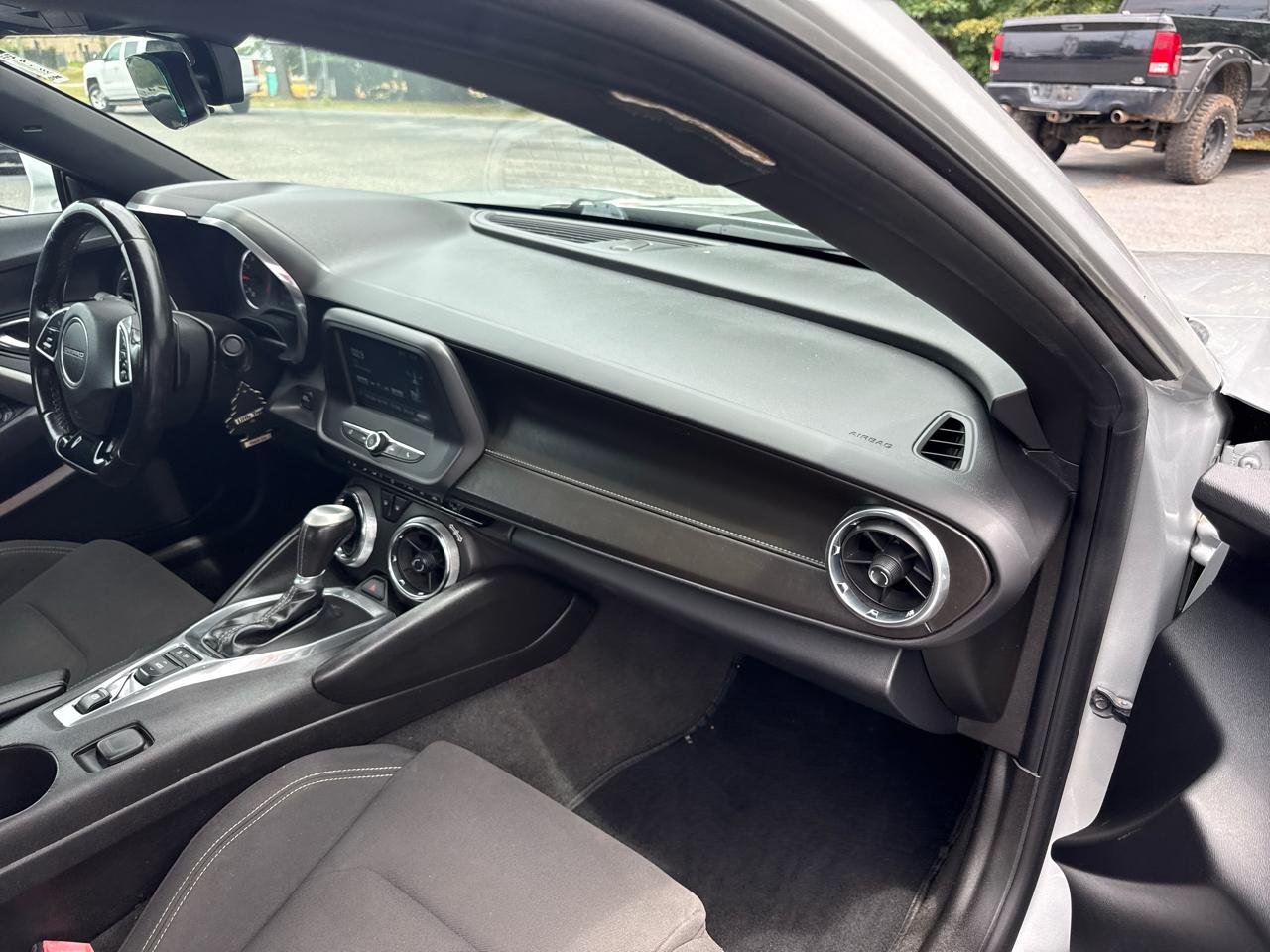 Chevrolet Camaro 2dr Cpe 1LT 2016