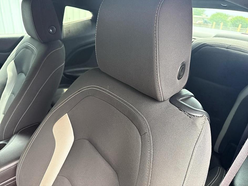Chevrolet Camaro 2dr Cpe 1LT 2016