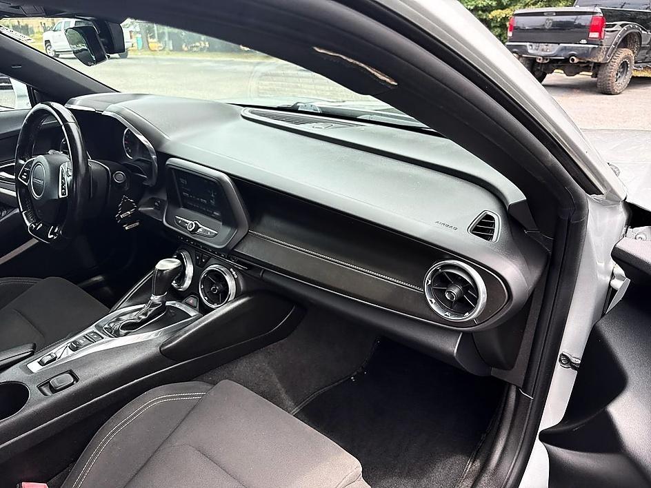 Chevrolet Camaro 2dr Cpe 1LT 2016
